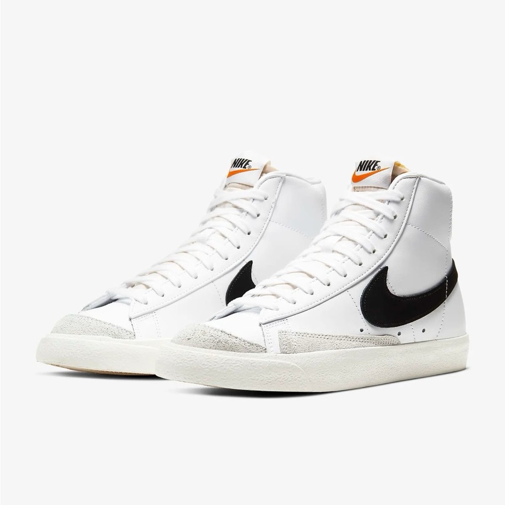 Nike Blazer Mid '77 Sneakers